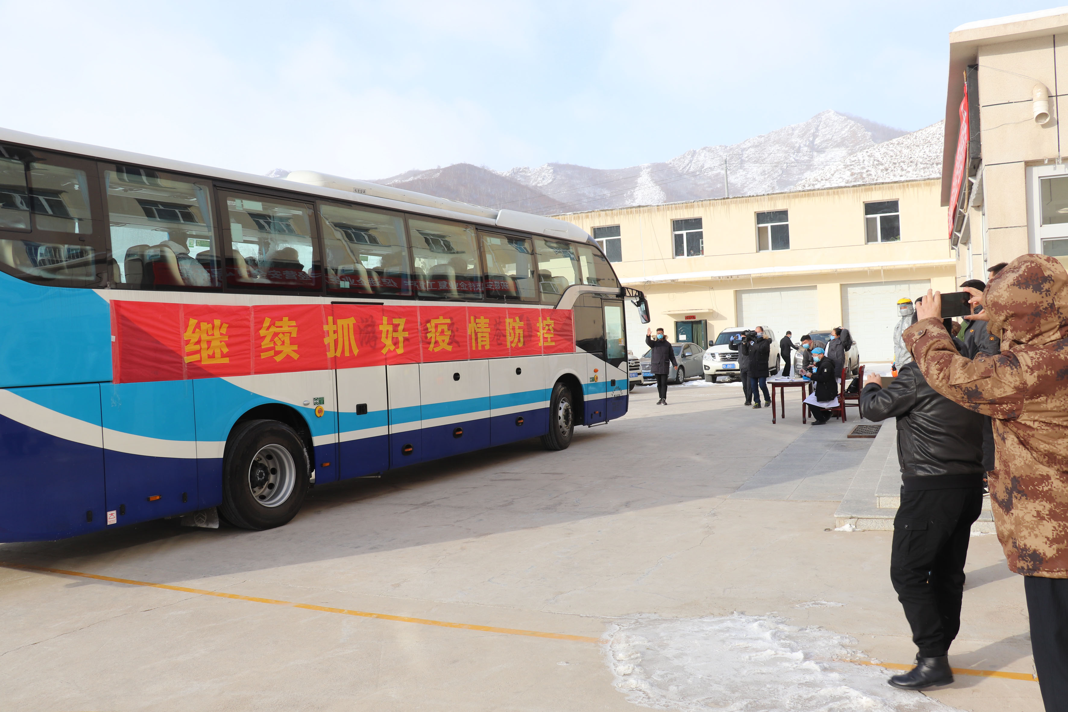 2400公里复工路，乐动网页版登录入口-乐动（中国）
包车护航复工复产